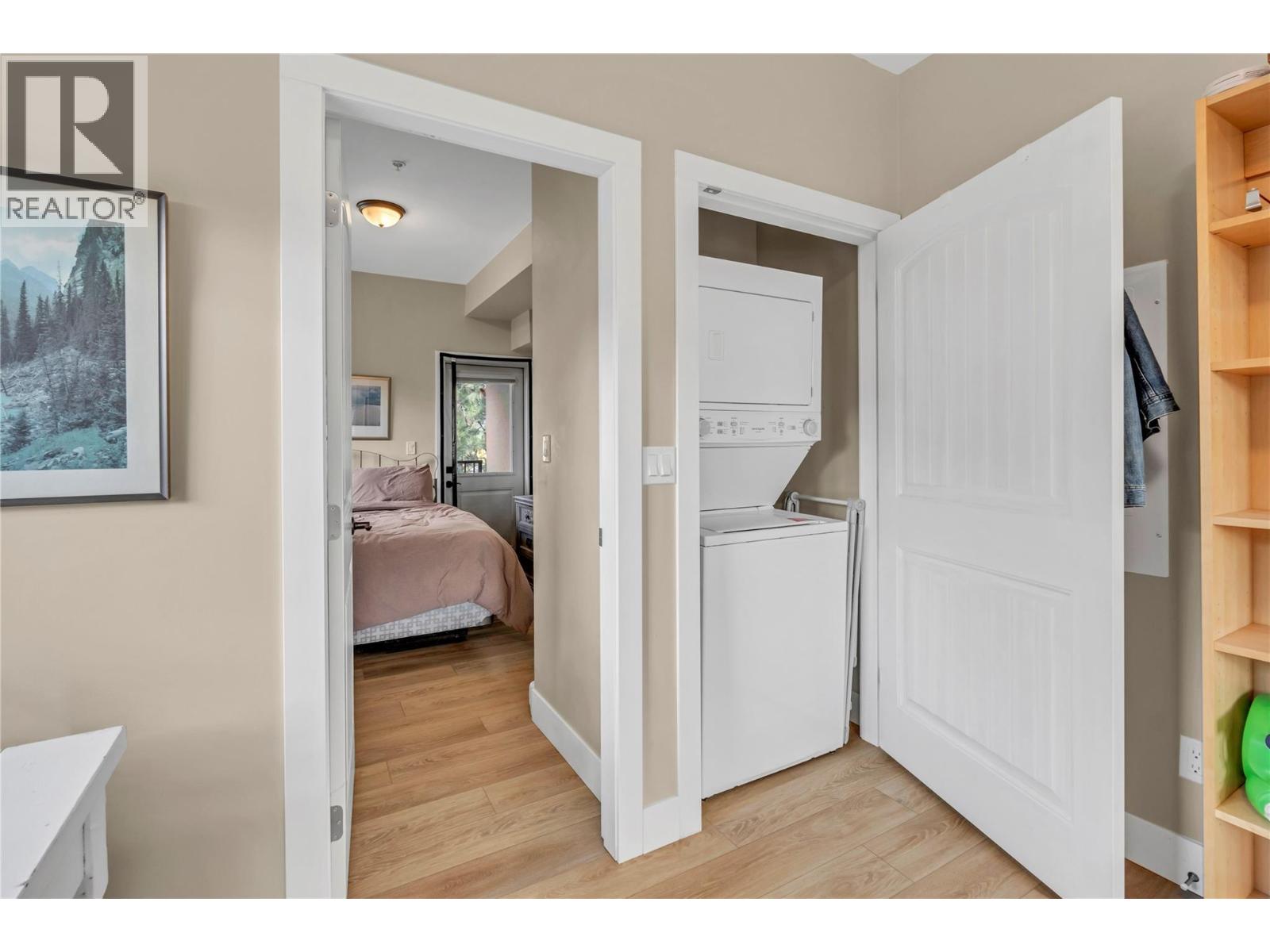 6709 Victoria Road Unit# 3, Summerland