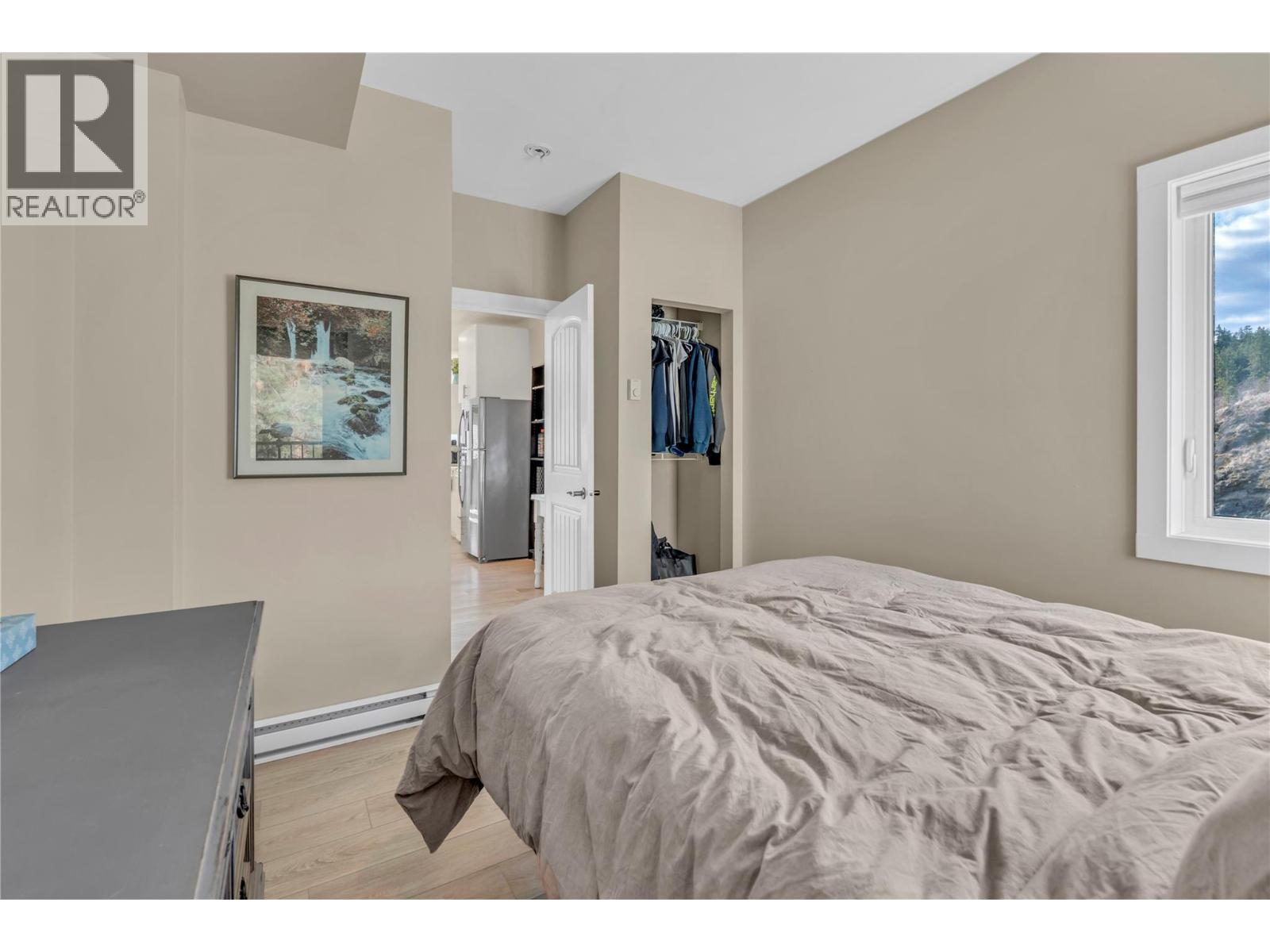 6709 Victoria Road Unit# 3, Summerland