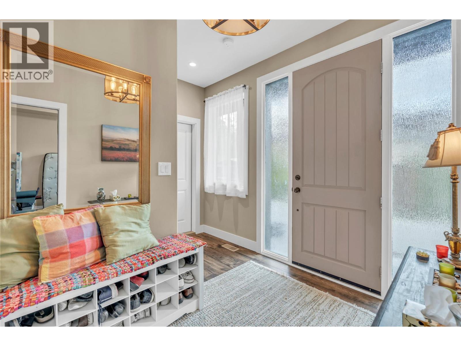 6709 Victoria Road Unit# 3, Summerland