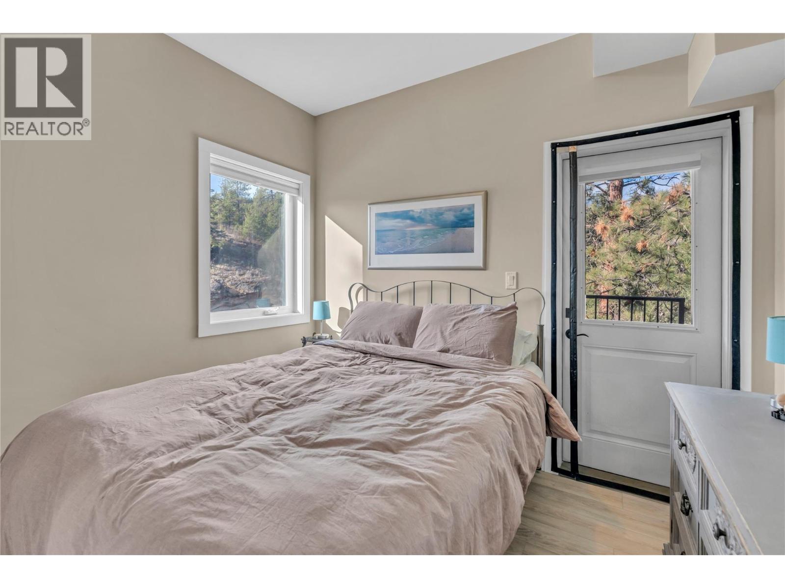 6709 Victoria Road Unit# 3, Summerland