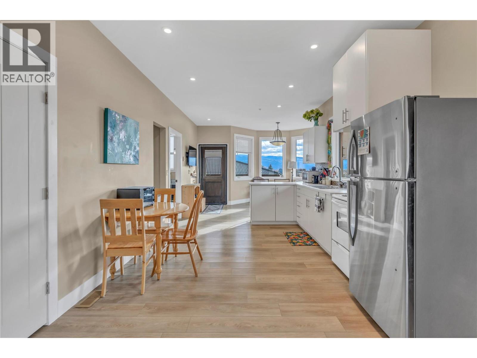 6709 Victoria Road Unit# 3, Summerland