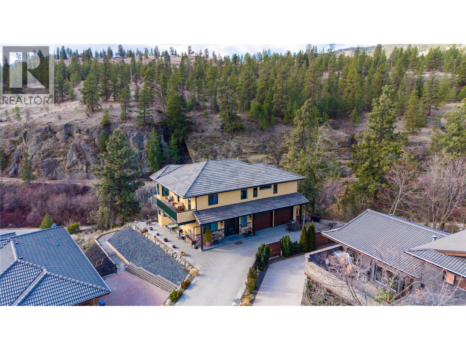 6709 Victoria Road Unit# 3, Summerland