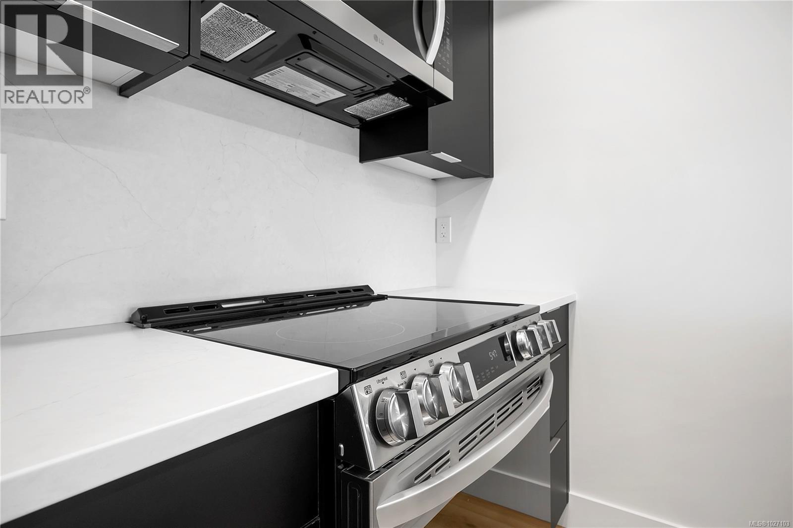 505 45 Haliburton St, Nanaimo