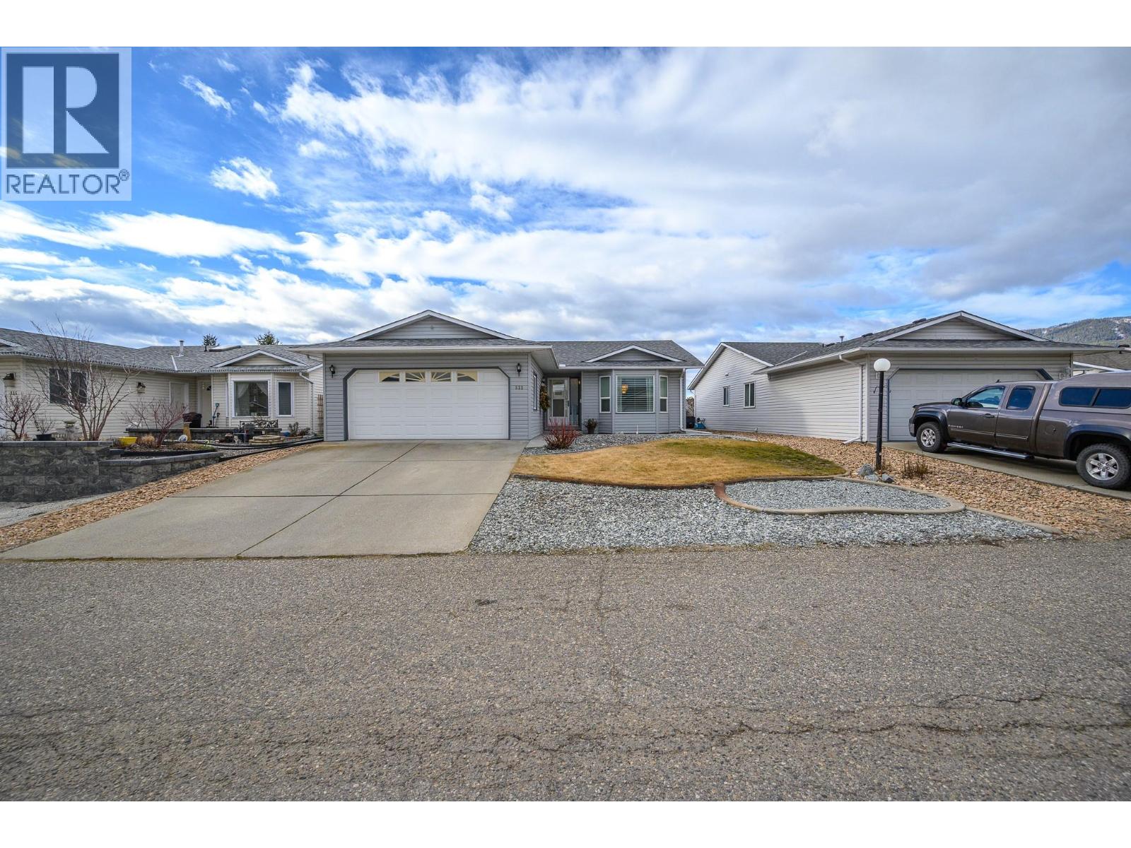 833 8 Avenue, Vernon