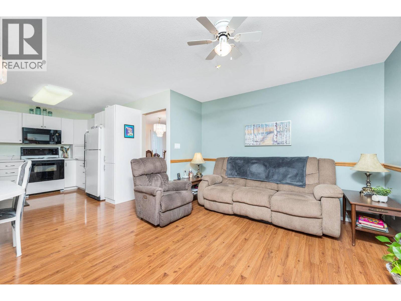 833 8 Avenue, Vernon