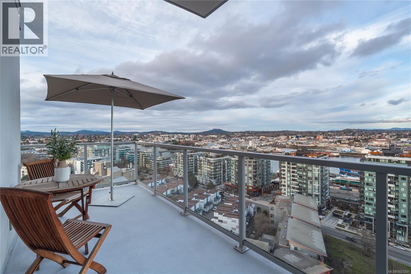 1705 83 Saghalie Road, Victoria