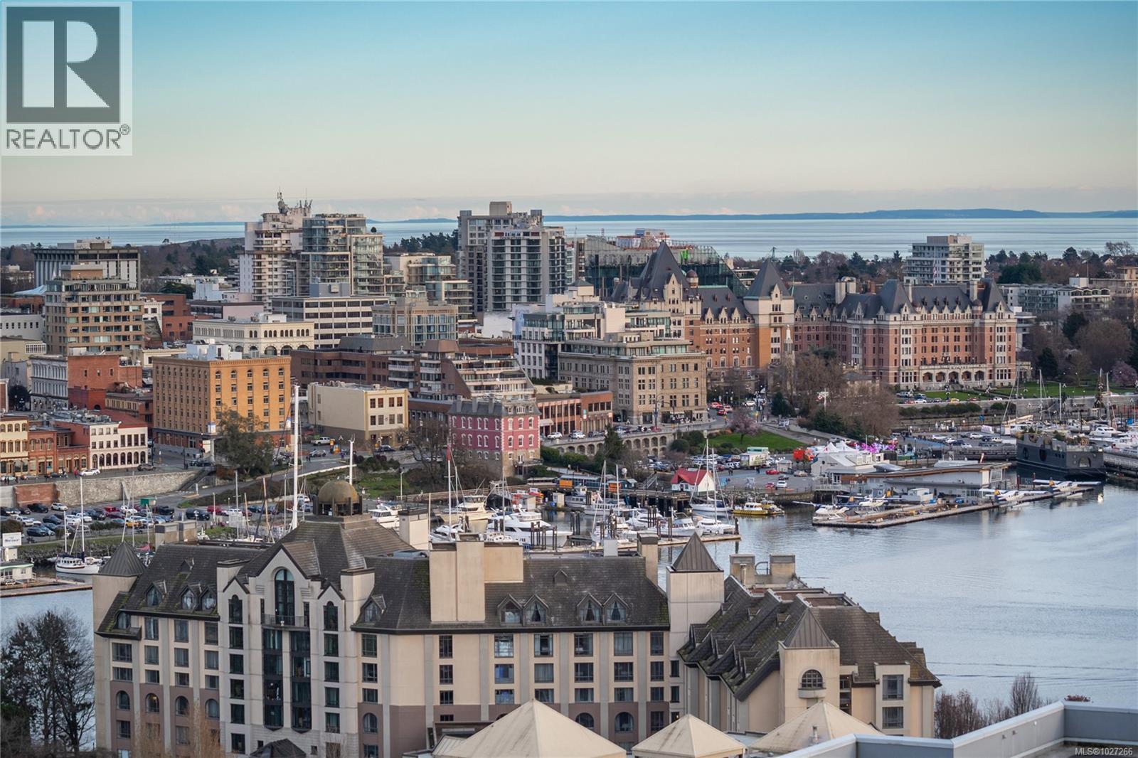 1705 83 Saghalie Road, Victoria