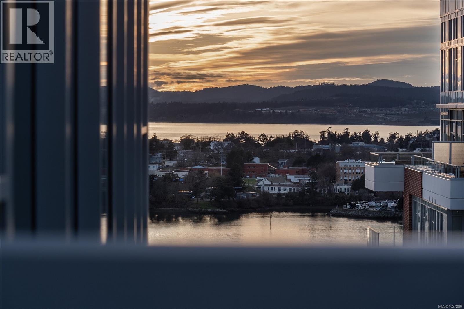 1705 83 Saghalie Road, Victoria