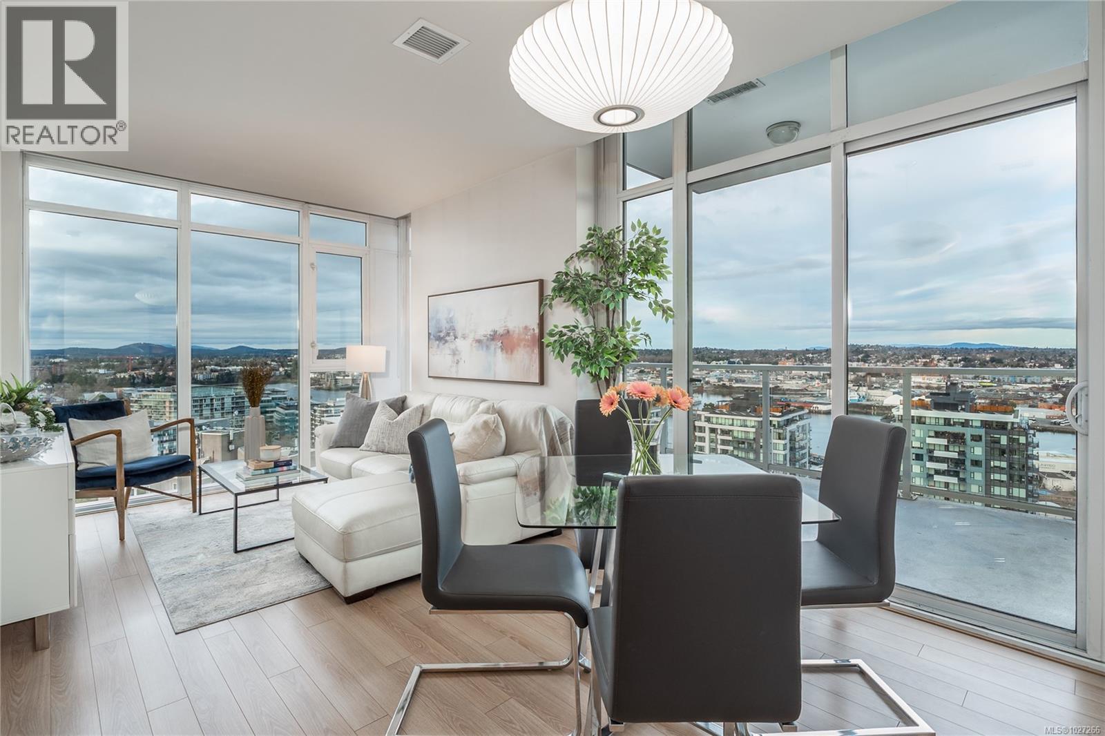 1705 83 Saghalie Road, Victoria