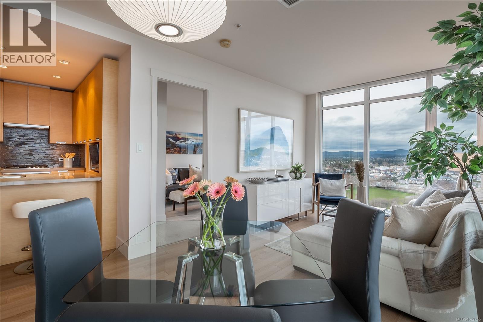 1705 83 Saghalie Road, Victoria