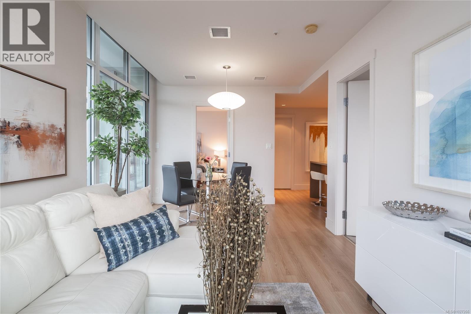 1705 83 Saghalie Road, Victoria