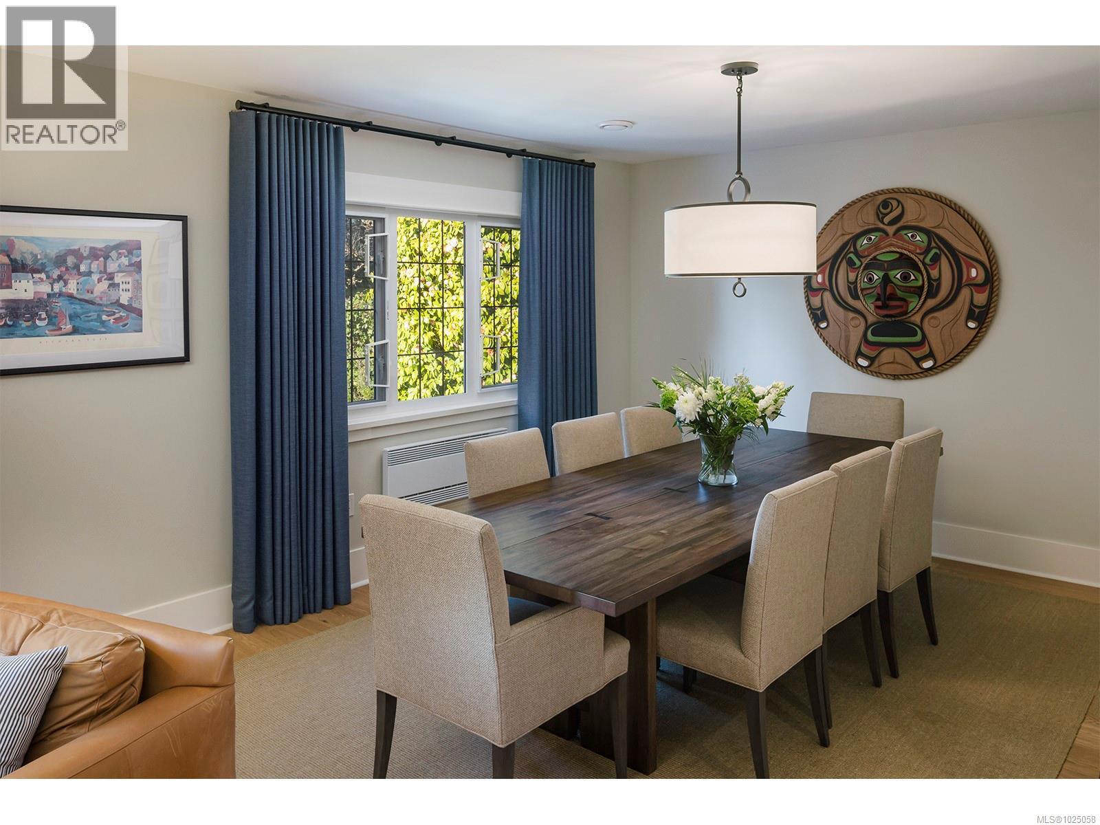  2350 Nottingham Road, Oak Bay