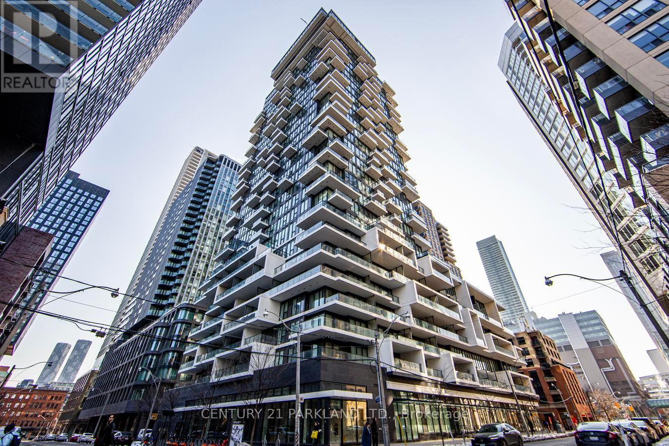 #527 77 SHUTER STREET - 1