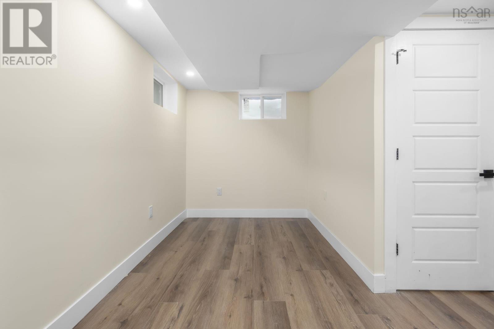 Property 32 of 45 of 33-B Kennedy Drive