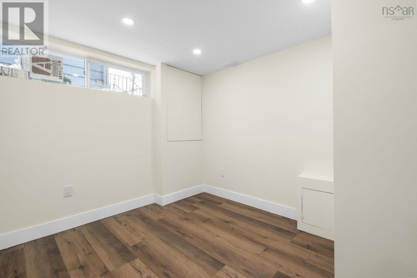 Property 35 of 45 of 33-B Kennedy Drive