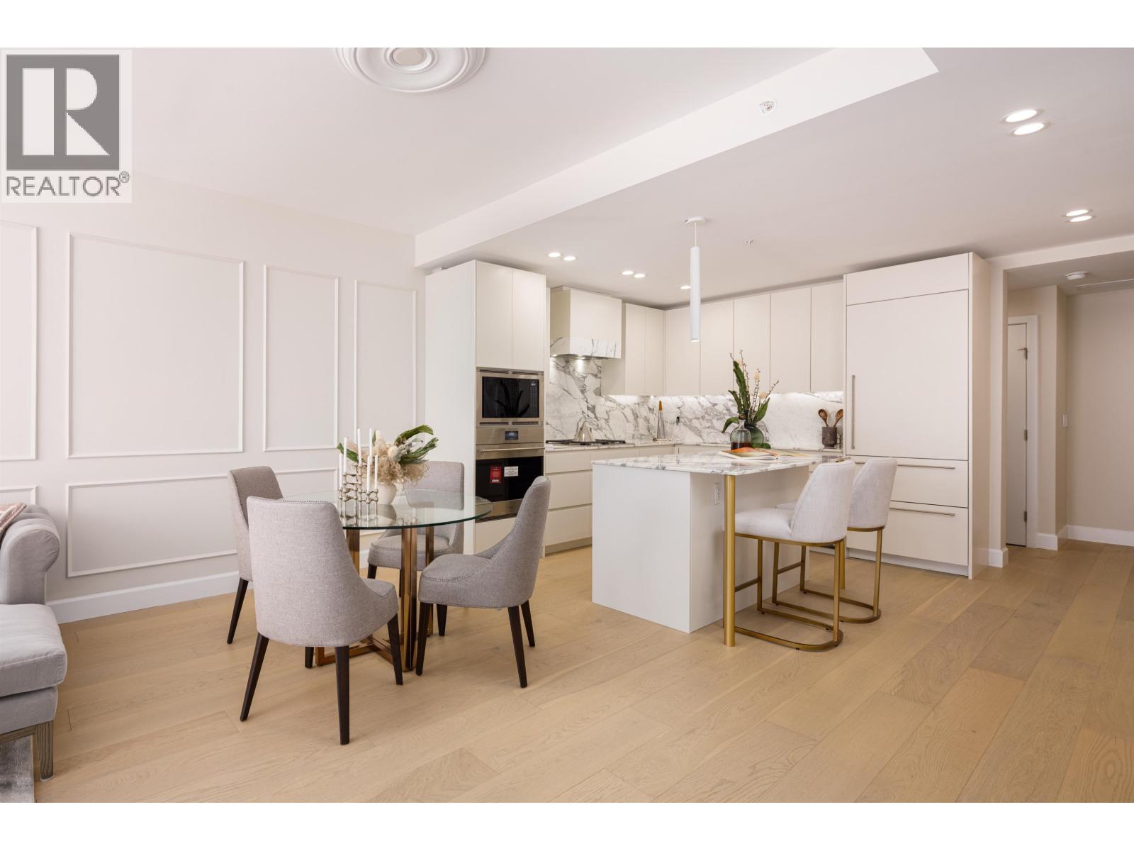 309 3668 W 10TH AVENUE, Vancouver