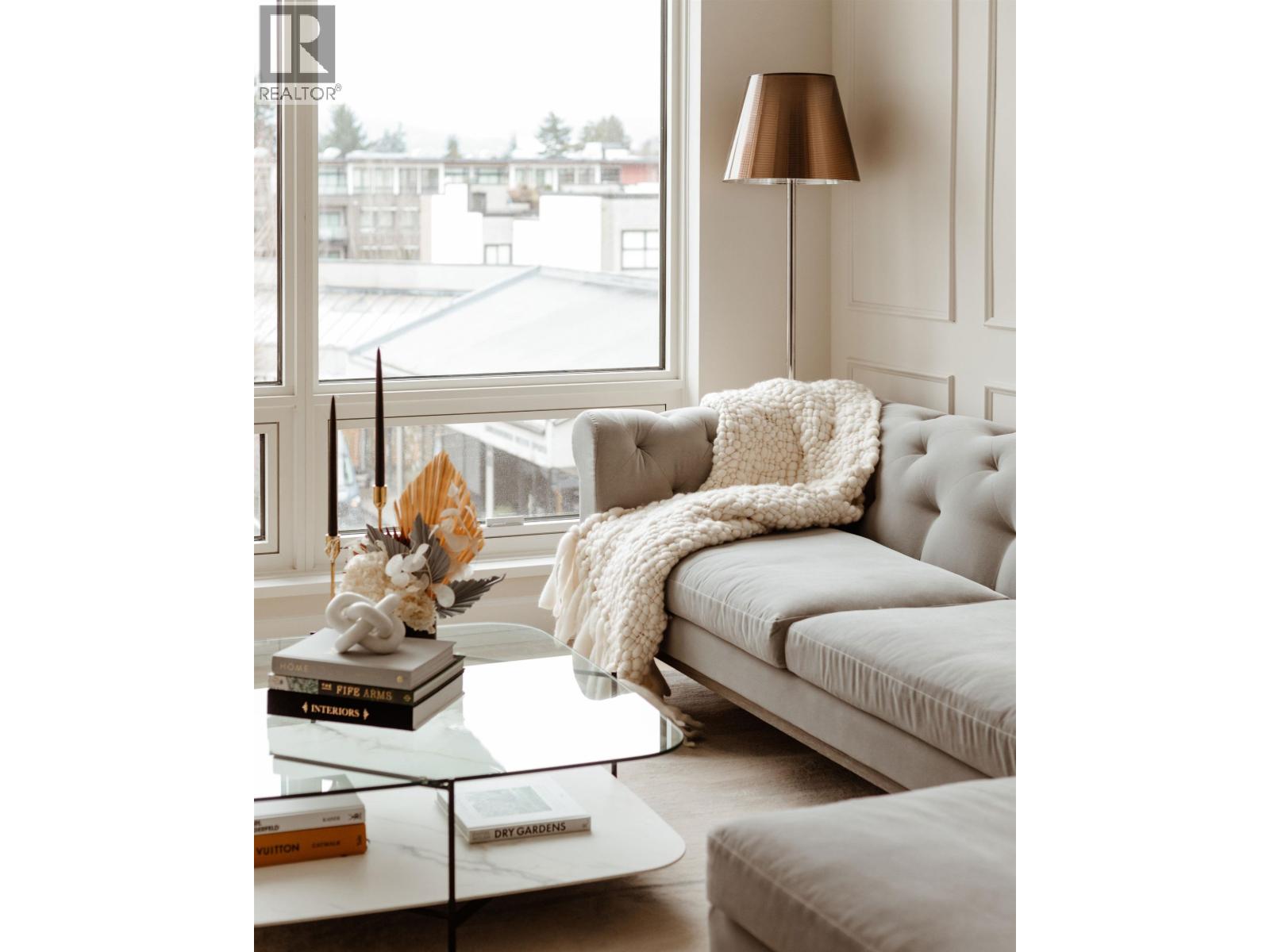 309 3668 W 10TH AVENUE, Vancouver