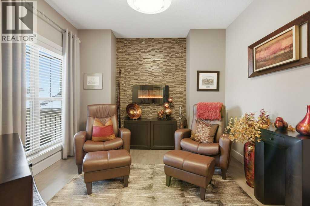 247 St Moritz Drive SW - Photo 2 of 47, Calgary, Alberta