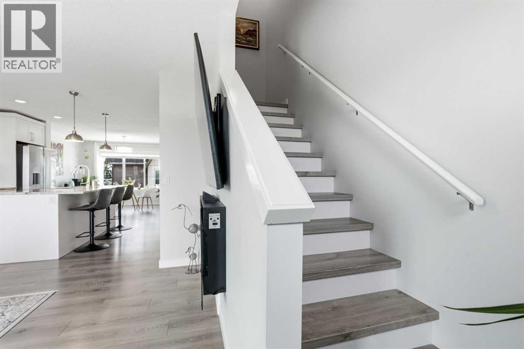 250 Fireside View, Cochrane