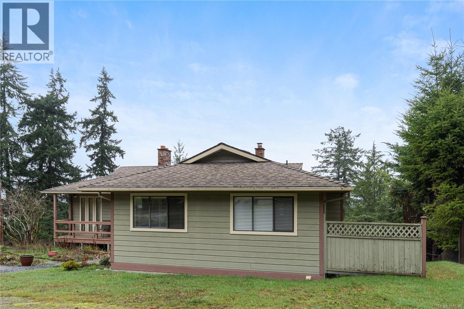 7496 CLARK CRES - 50