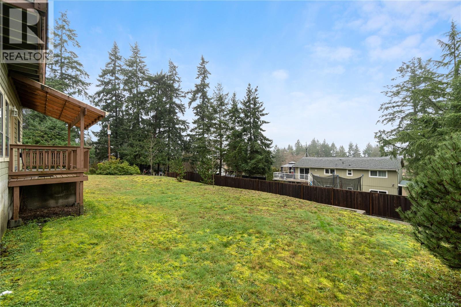 7496 CLARK CRES - 59