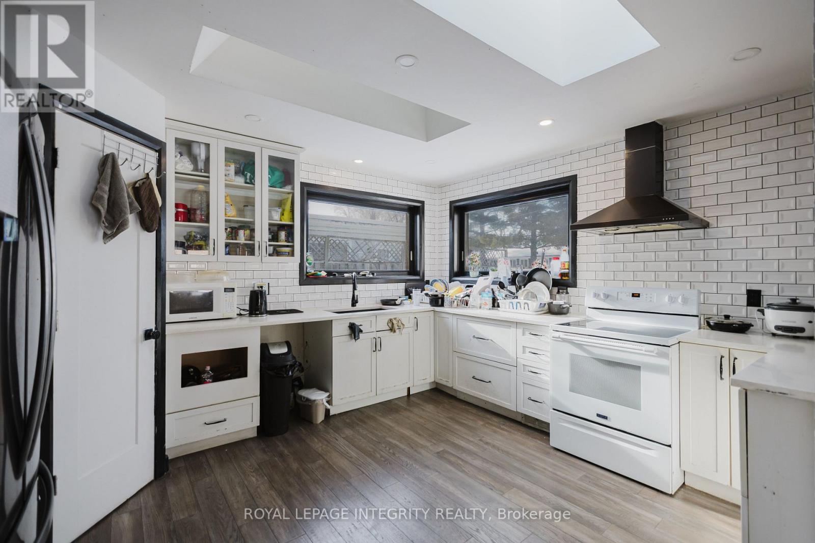 1197 DEER PARK ROAD - 13