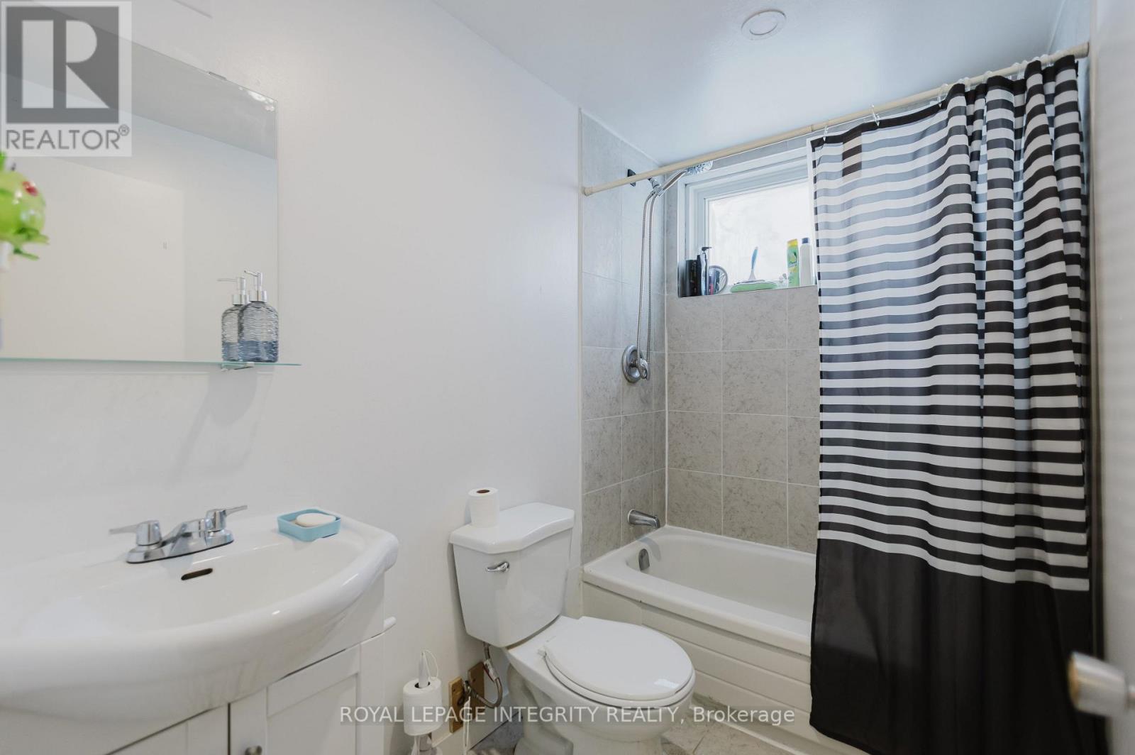 1197 DEER PARK ROAD — photo 31