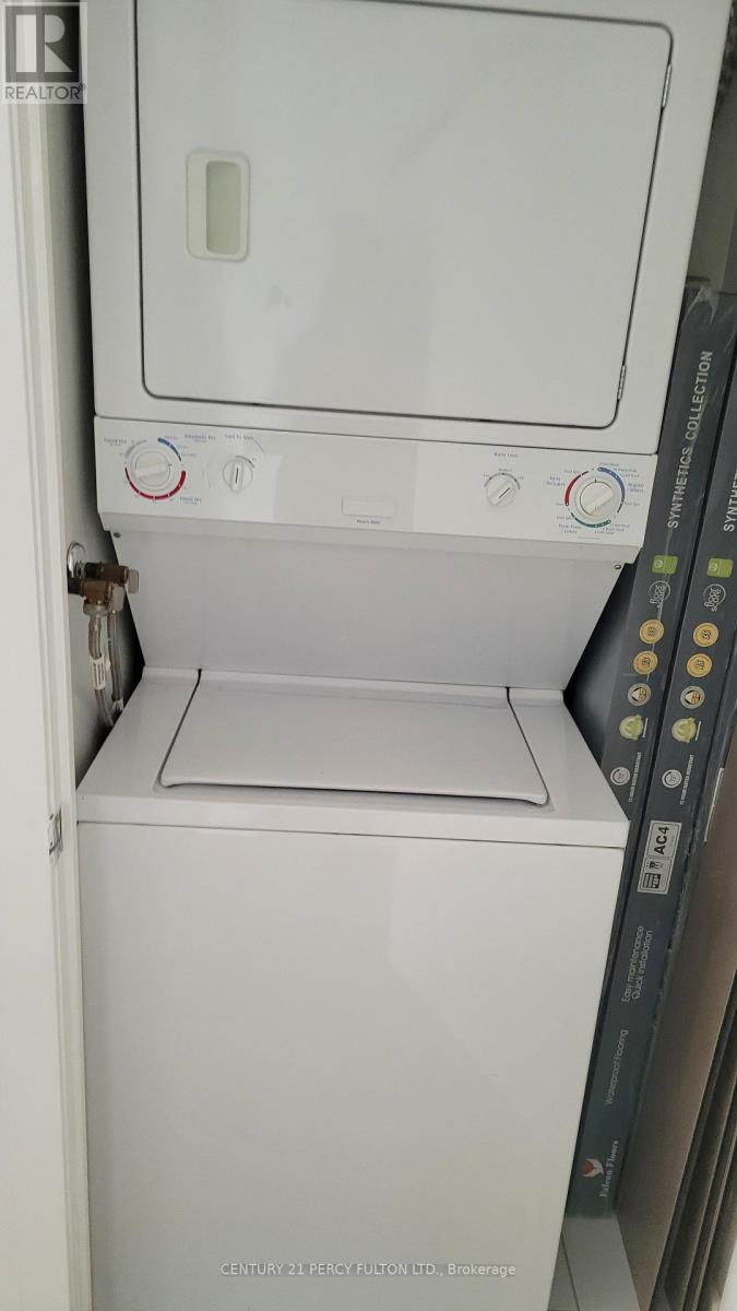 2708 - 208 QUEENS QUAY W - Photo 3 of 8, Toronto (Waterfront Communities), Ontario