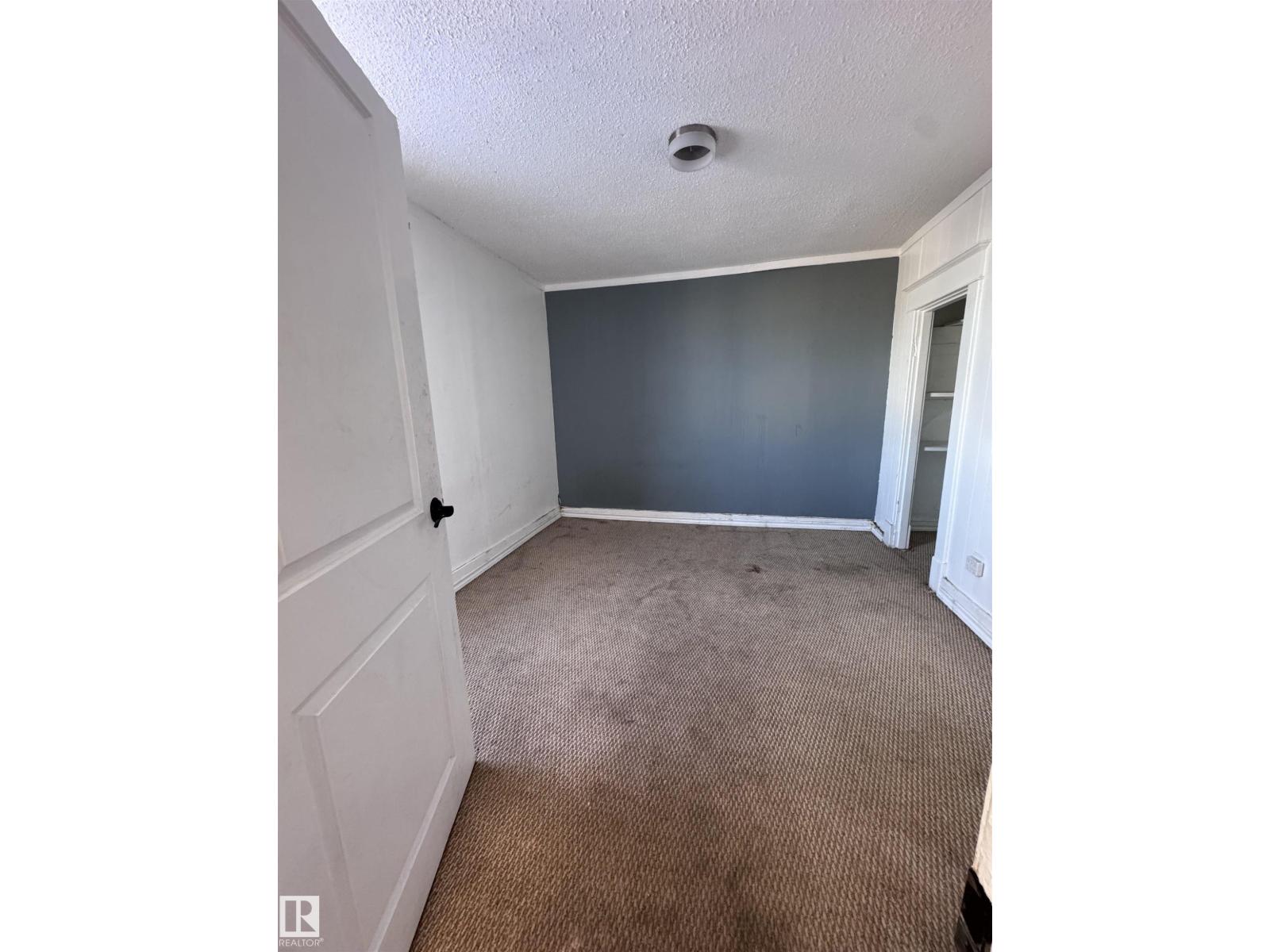 10730 92 ST NW, Edmonton