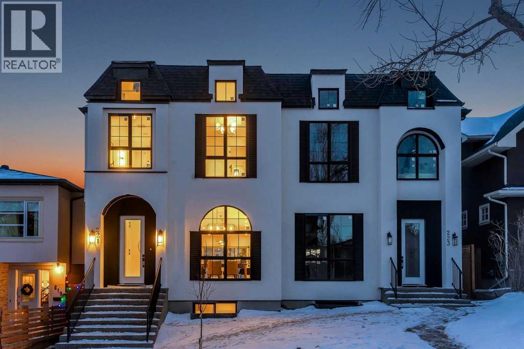 221 29 Avenue NW - Main photo, Calgary, Alberta