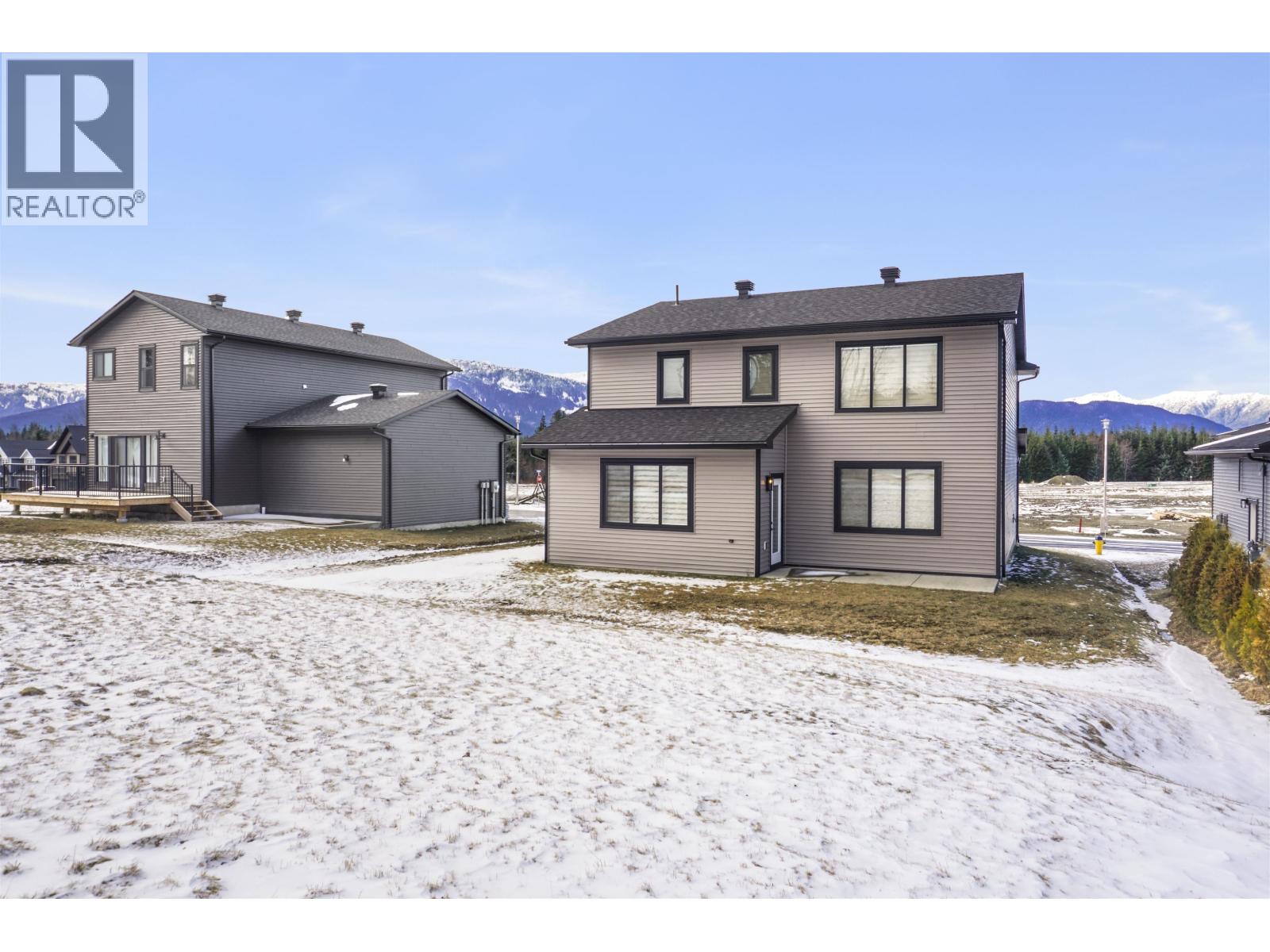 151 WAKITA STREET, Kitimat