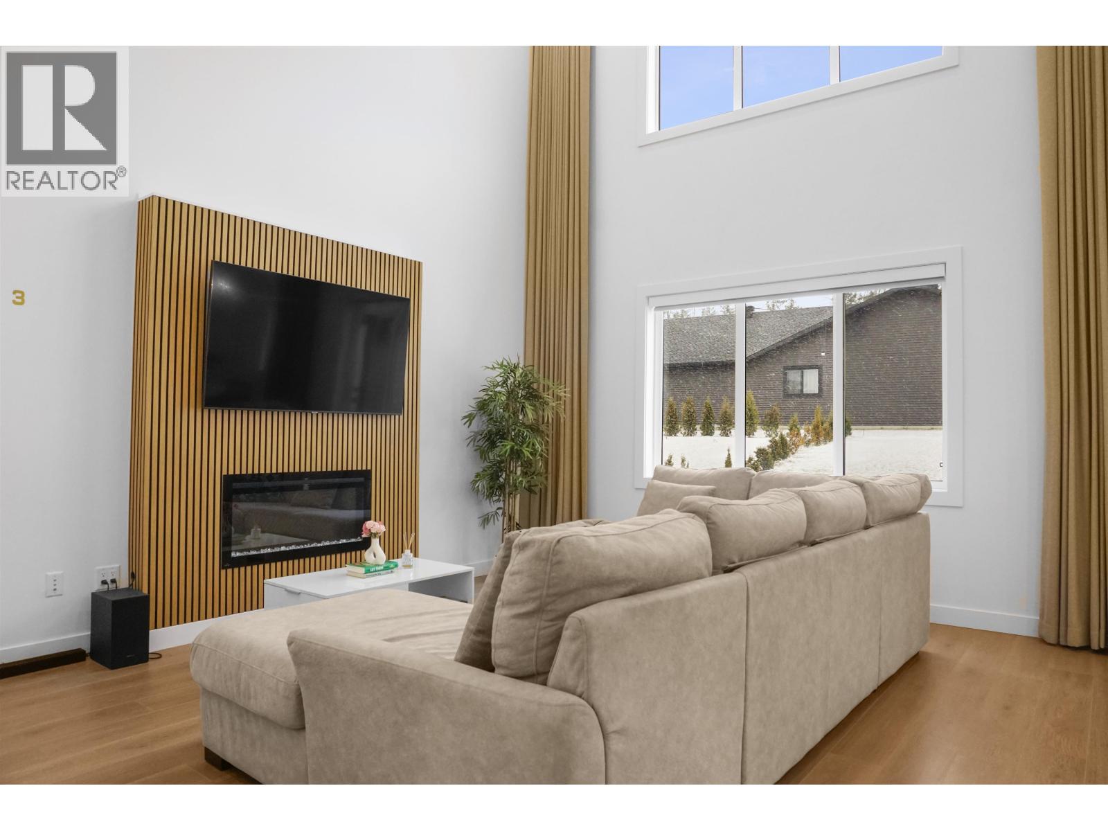 151 WAKITA STREET, Kitimat