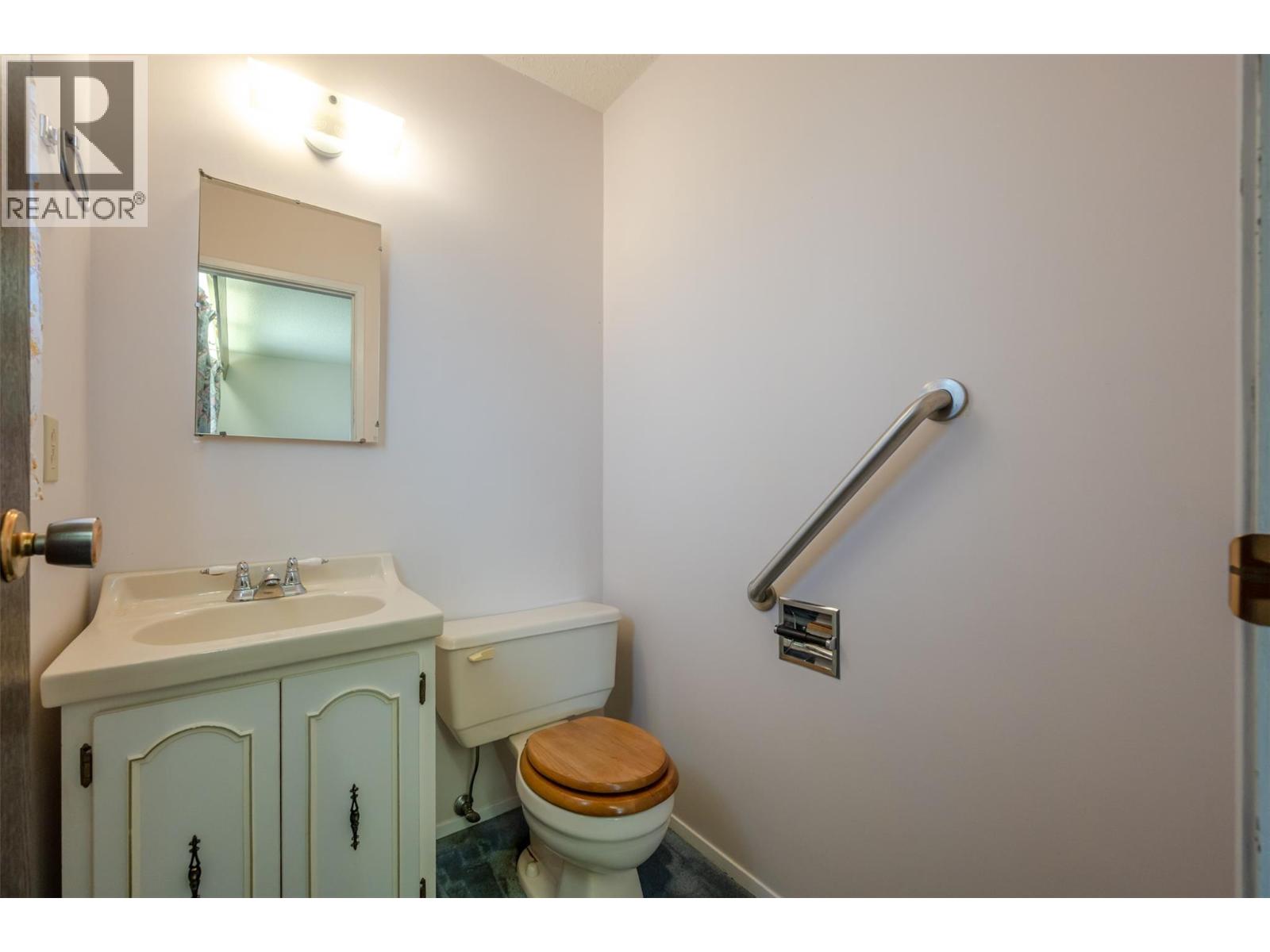  761 Columbia Place, Oliver