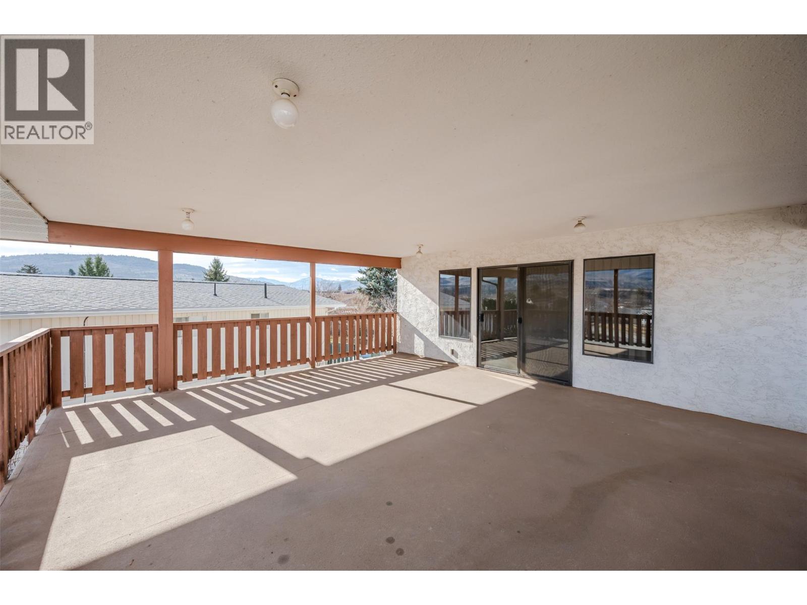  761 Columbia Place, Oliver