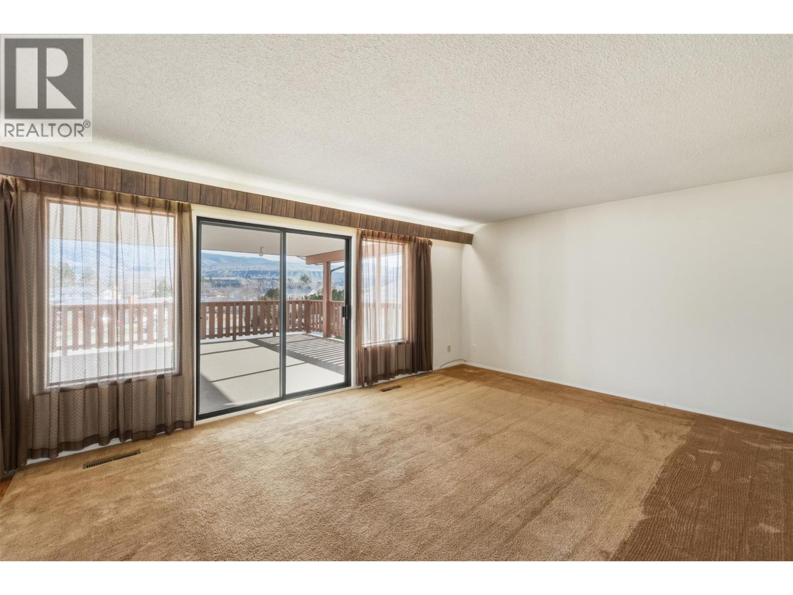  761 Columbia Place, Oliver