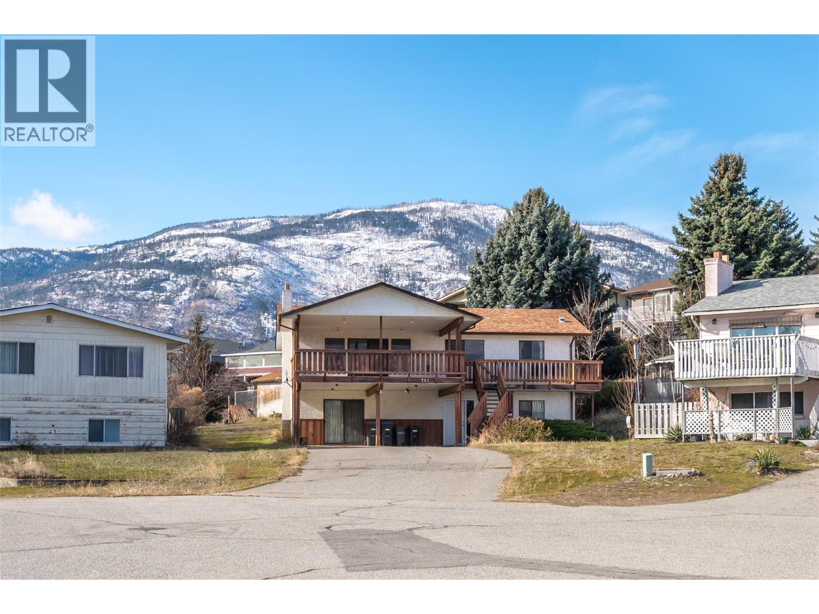  761 Columbia Place, Oliver