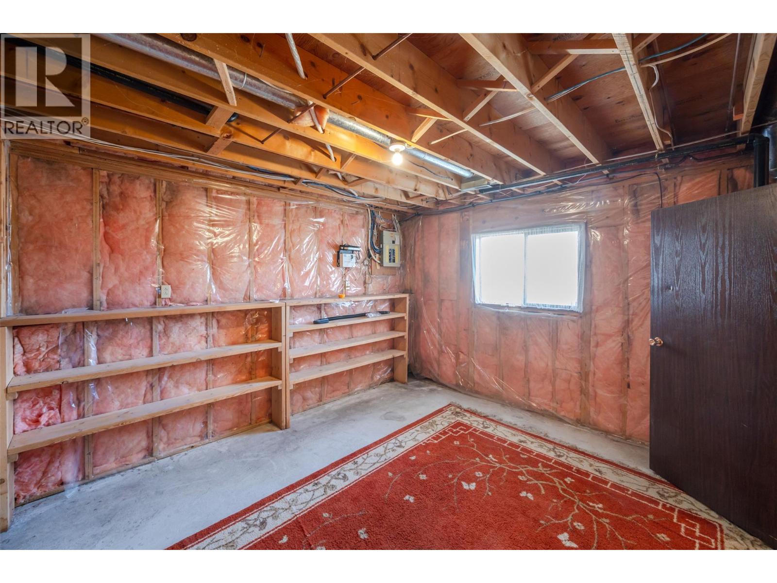  761 Columbia Place, Oliver