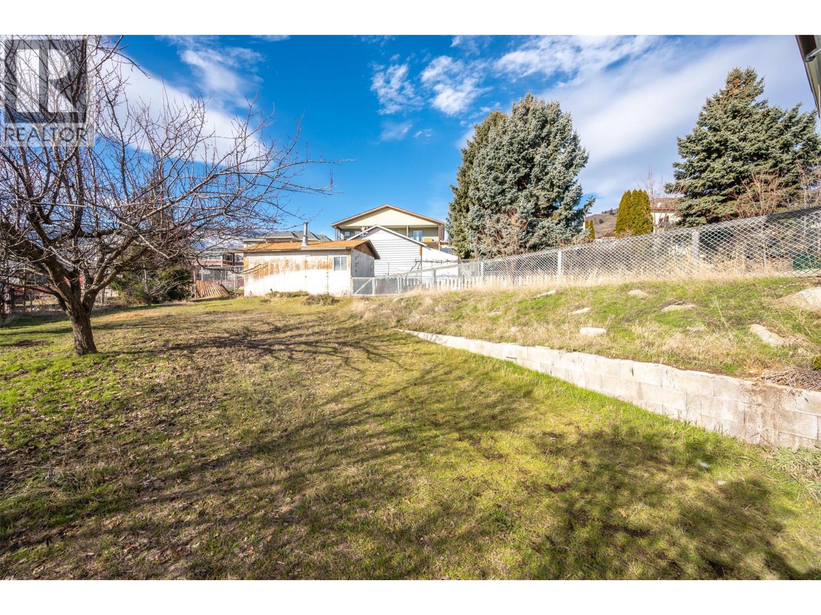  761 Columbia Place, Oliver