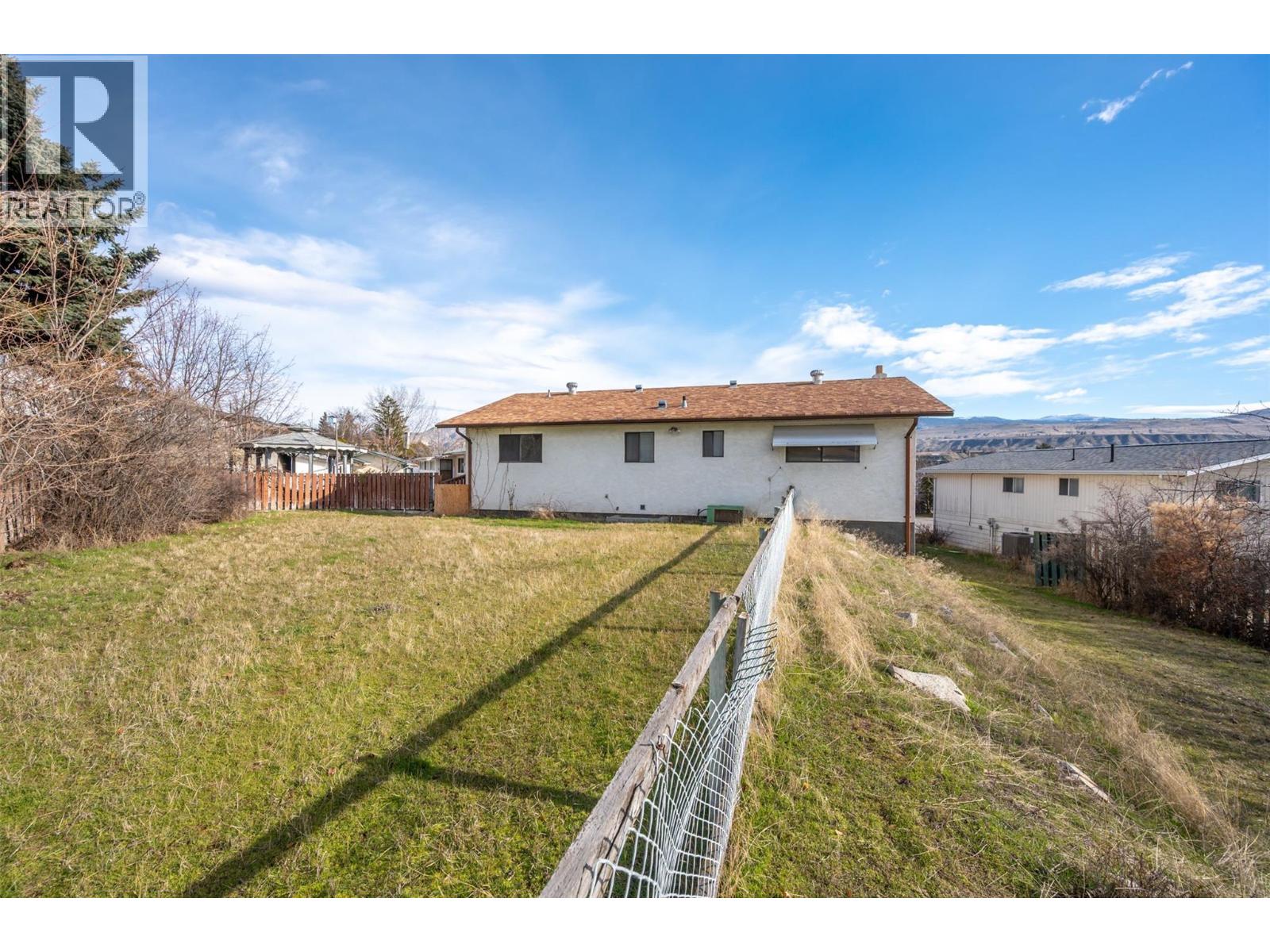  761 Columbia Place, Oliver