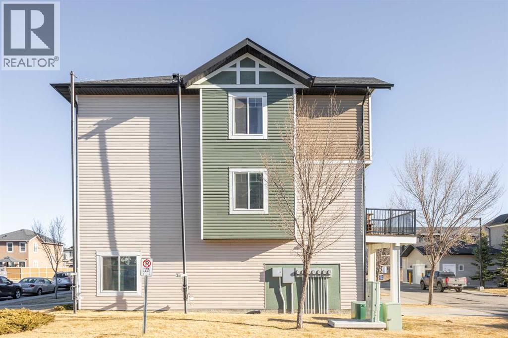 Single Family House for Sale in  Taralake Way NE Taradale Calgary 