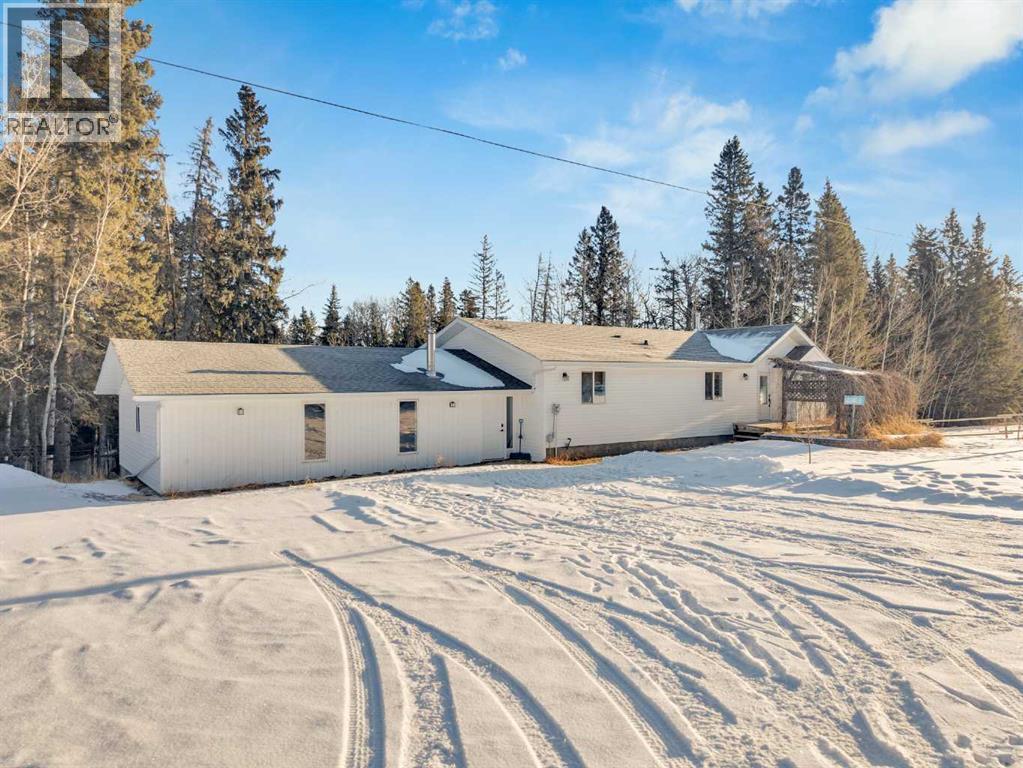 422051 Range Road 25 - Photo 3 of 50, Rural Ponoka County, Alberta