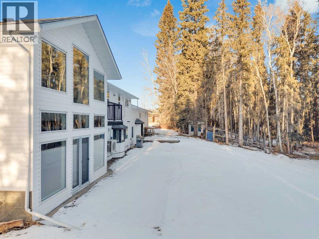 422051 Range Road 25 - Photo 4 of 50, Rural Ponoka County, Alberta