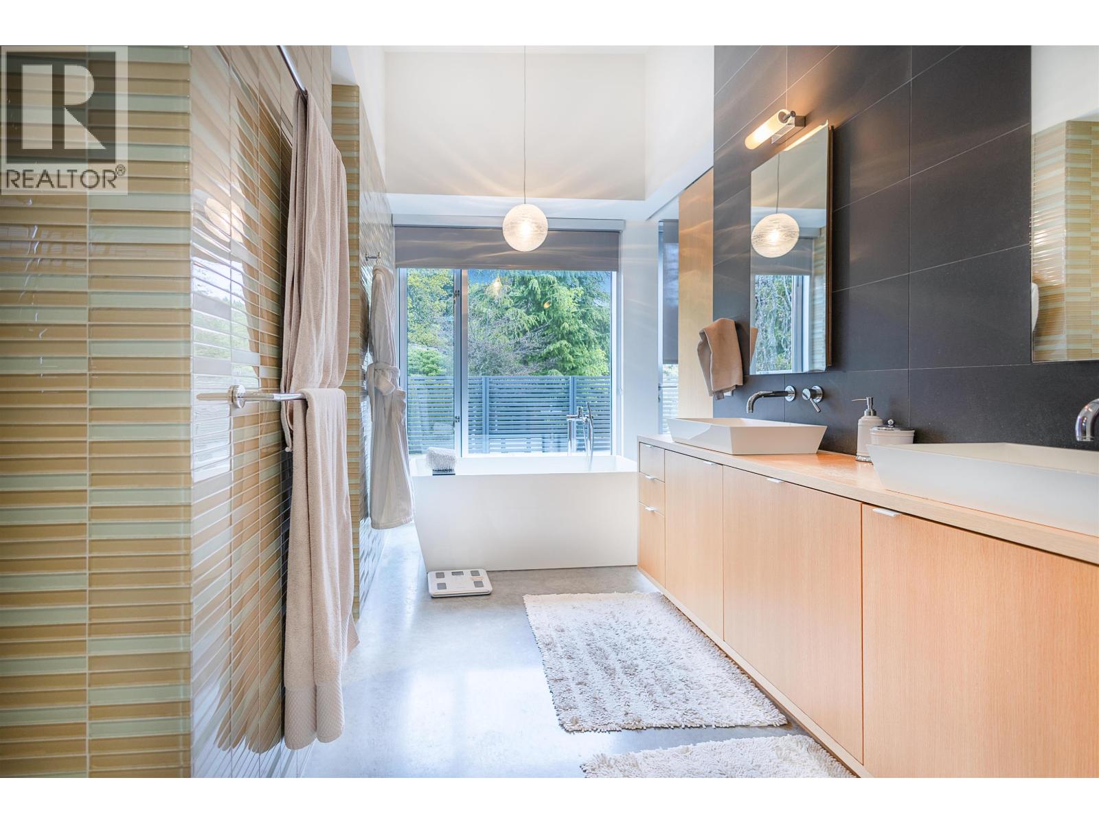 2924 ALTAMONT CRESCENT, West Vancouver