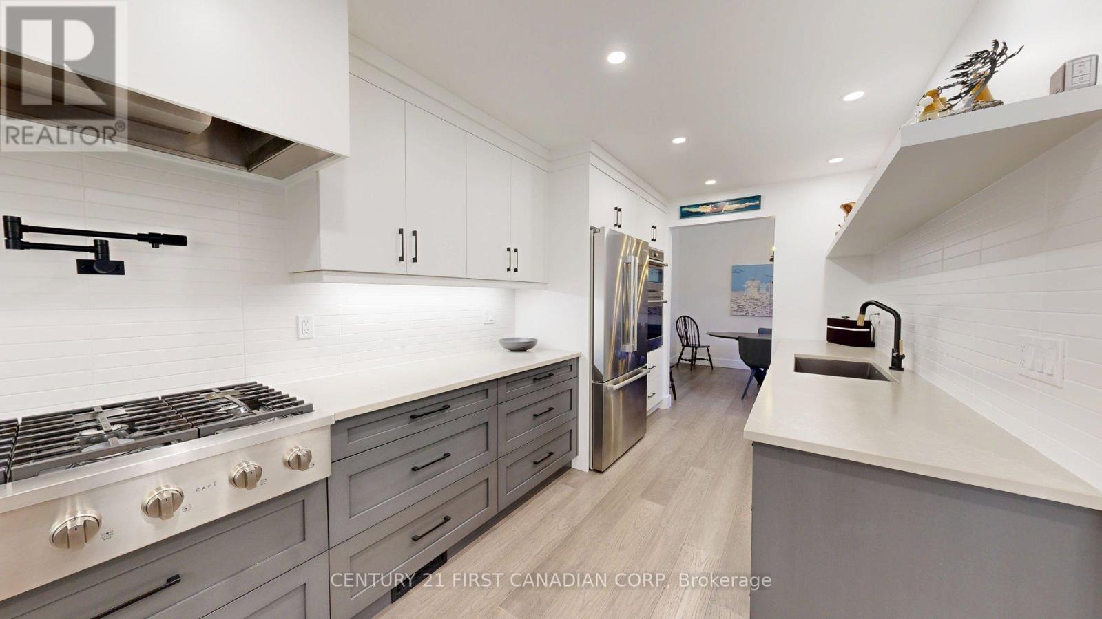 527 TOPPING LANE - Photo 4 of 50, London South (South N), Ontario