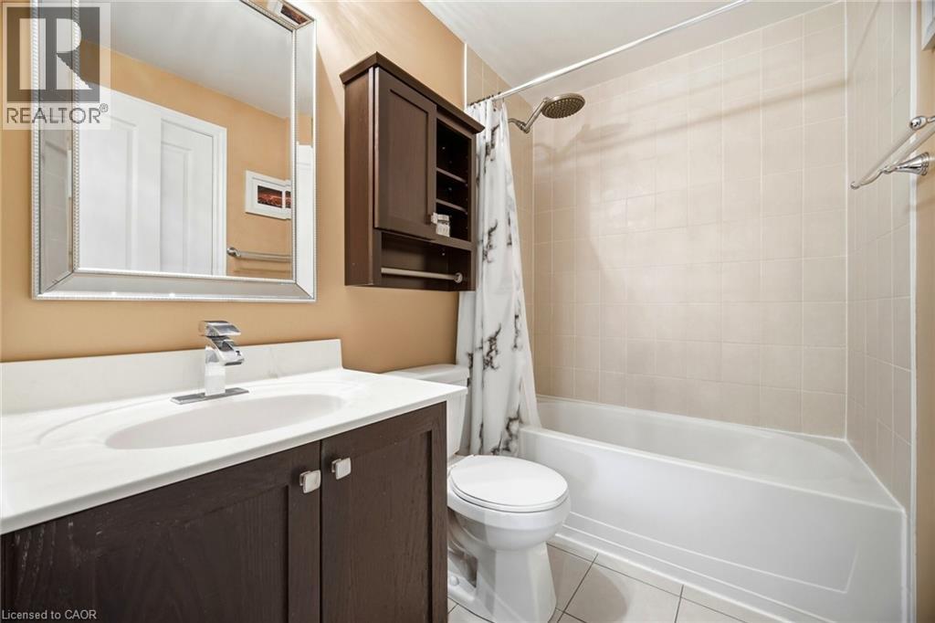 570 LOLITA Garden Unit# 231, Mississauga, Ontario