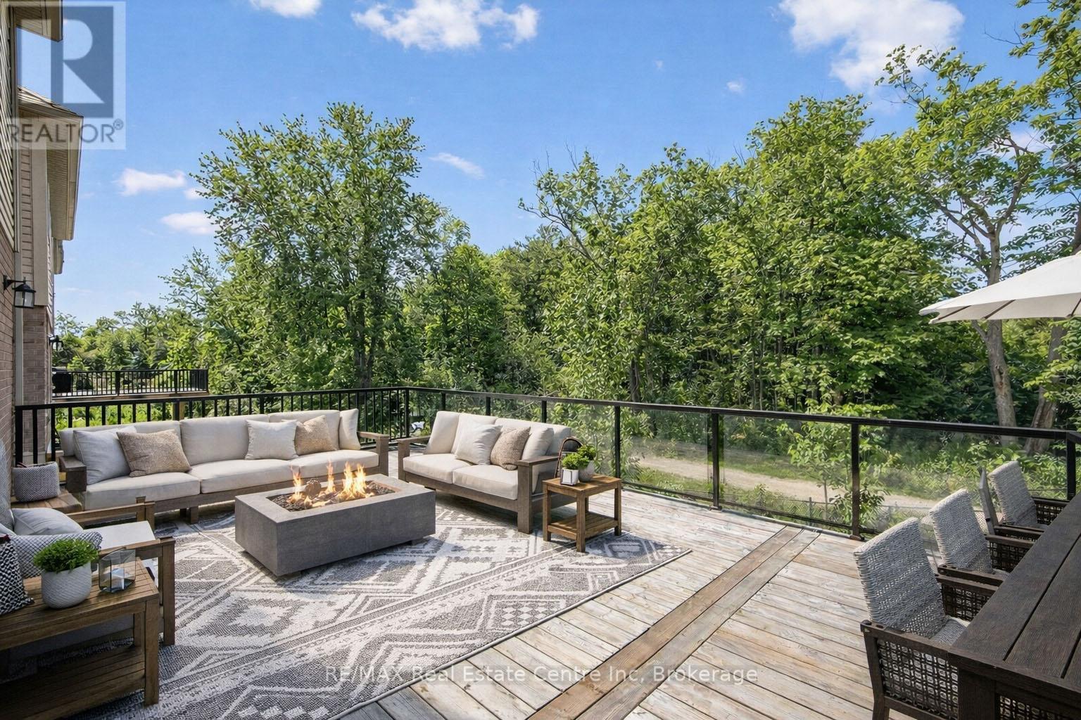 111 AMBROUS CRESCENT - Photo 2 of 29, Guelph (Kortright East), Ontario