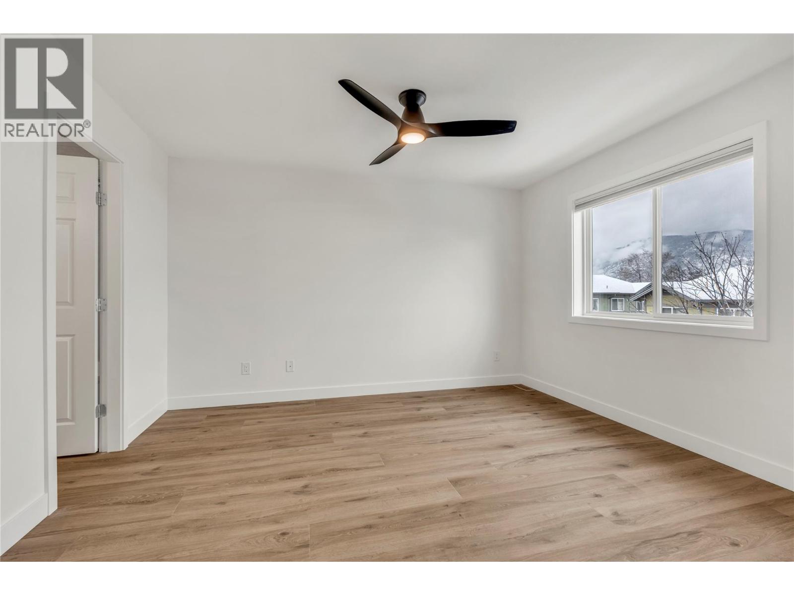 #105 48 Galt Avenue - 18