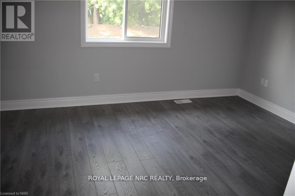 76 ALMOND STREET - Photo 2 of 9, Welland (Welland Downtown), Ontario