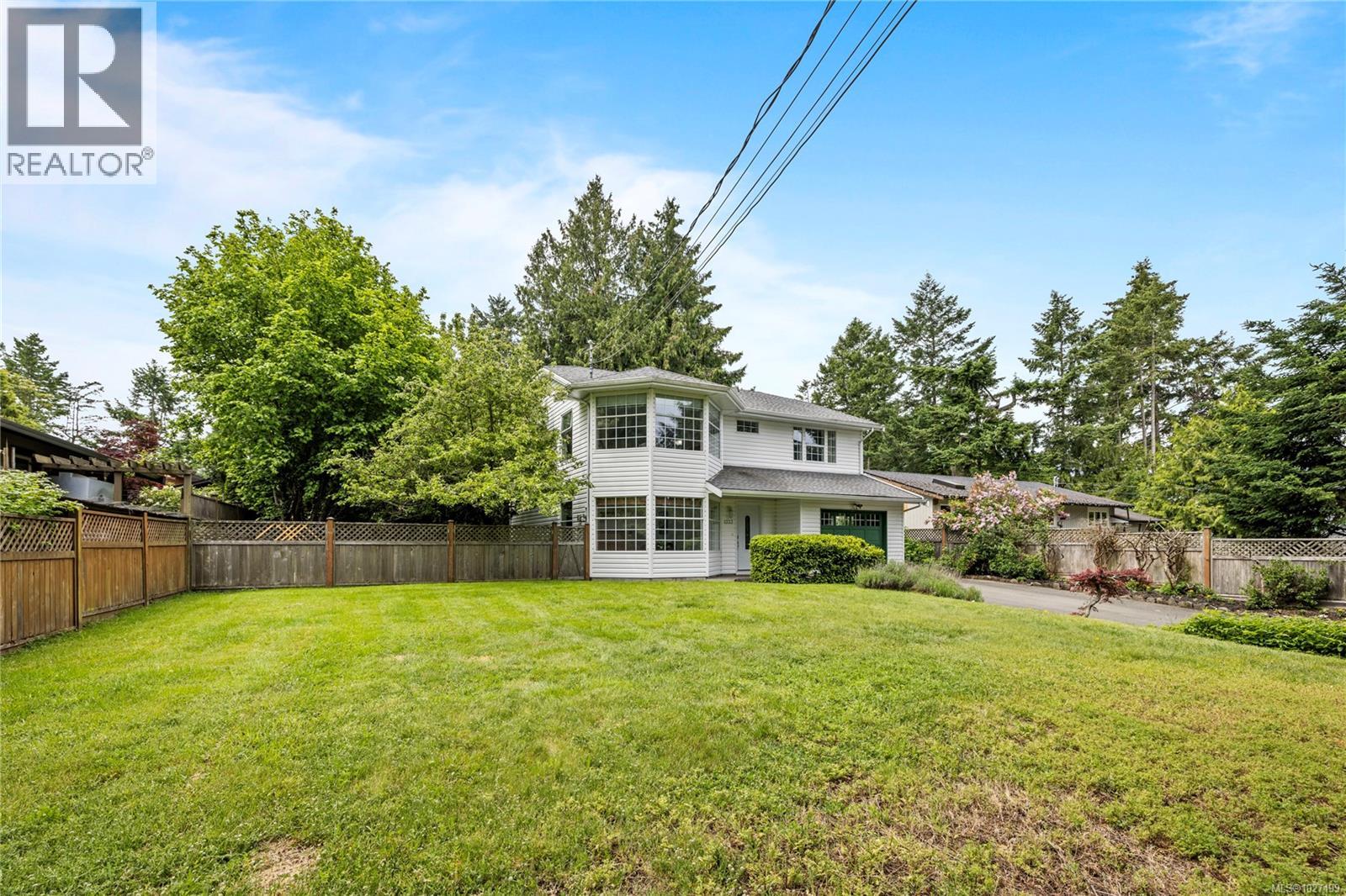 1333 Carmel Pl, Nanoose Bay