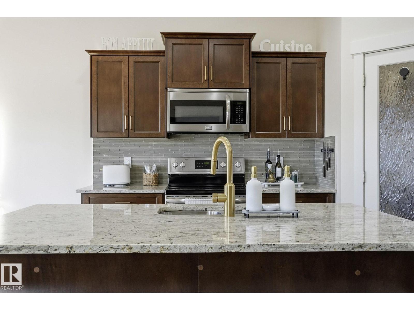 
          20 RICHMOND LI
            <br/>
            <span>Fort Saskatchewan</span>
            , 
            <span>AB</span>
             <span>T8L0S2</span>
         - Photo 17